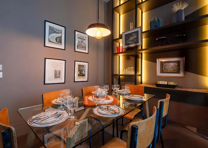 Apartment Luxury Flat 2 Bdr Design Heart Of Marais Paris