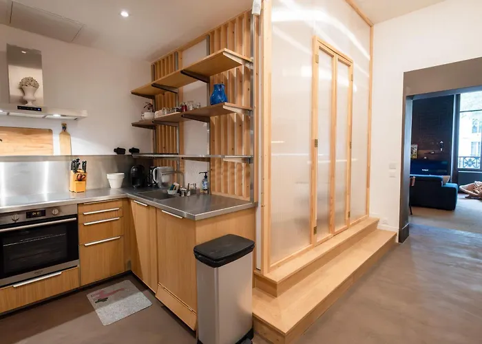 Luxury Flat 2 Bdr Design Heart Of Marais Apartment