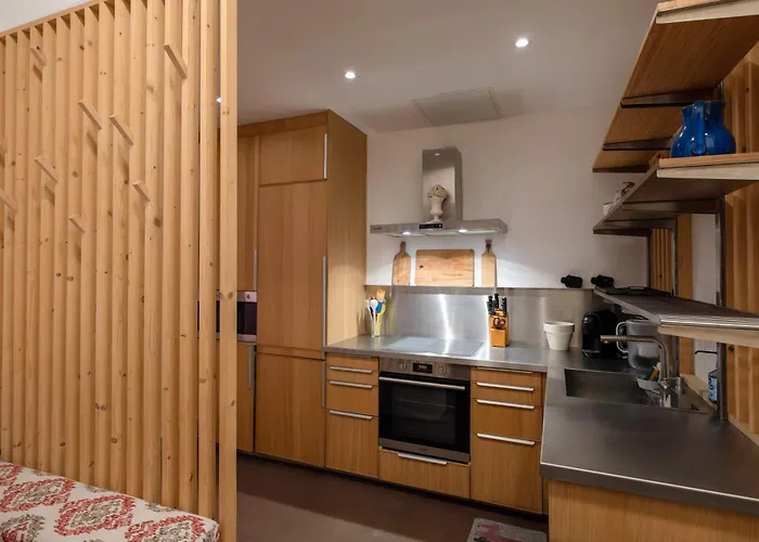 Luxury Flat 2 Bdr Design Heart Of Marais Apartment Paris