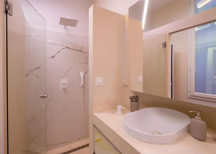 Luxury Flat 2 Bdr Design Heart Of Marais Apartment *
